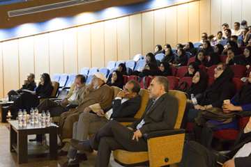 همایش دانشجویان جدیدالورود